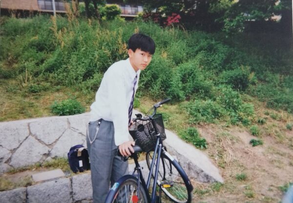 プロフィール
